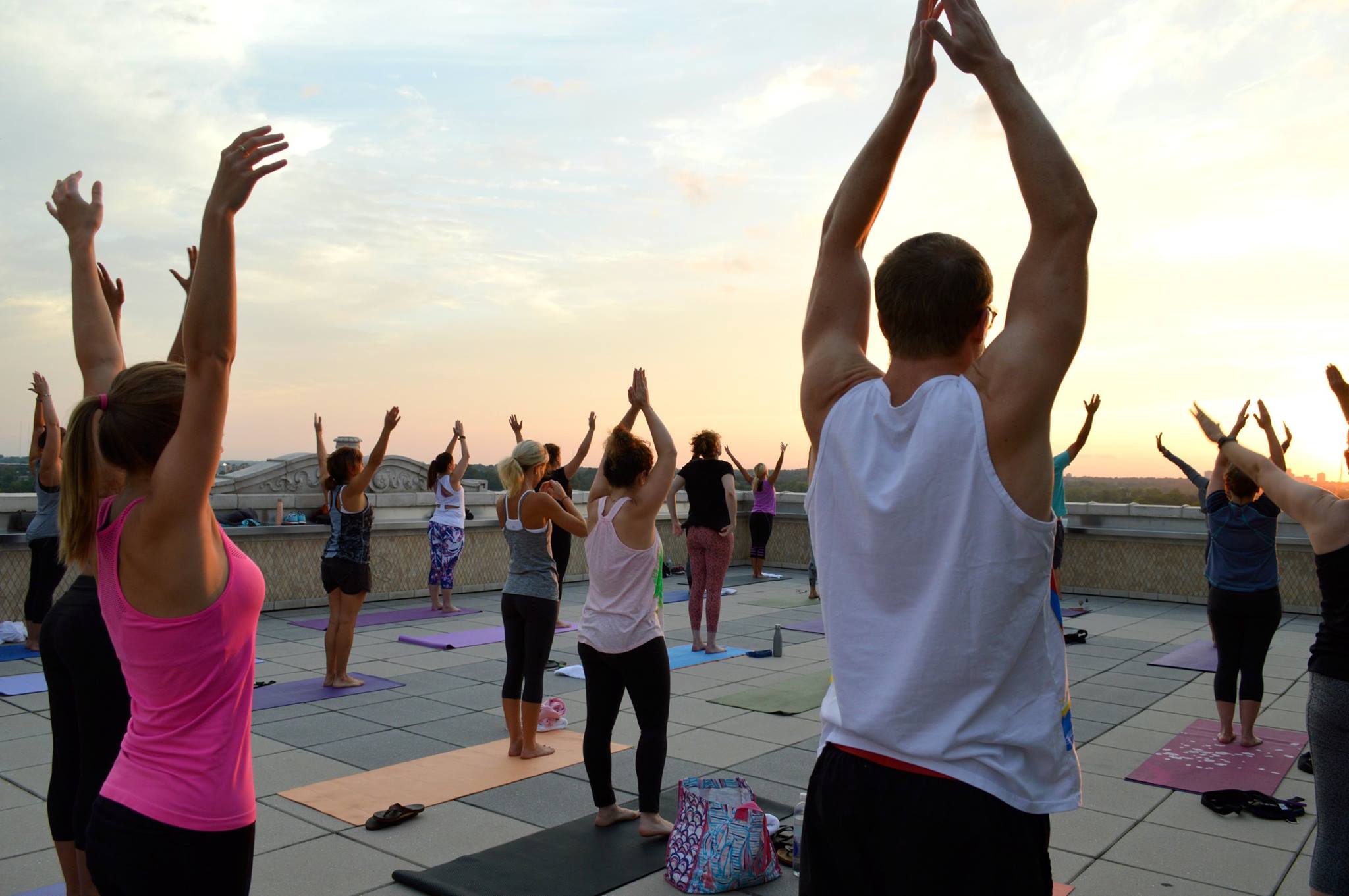 Santé Rooftop Yoga